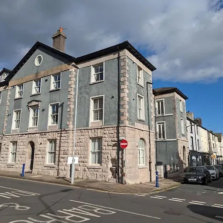 Ferienhaus 4 Bedroom House, Ulverston
