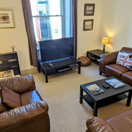 4 Bedroom House, Ferienhaus Ulverston