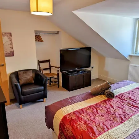 4 Bedroom House, Ferienhaus Ulverston
