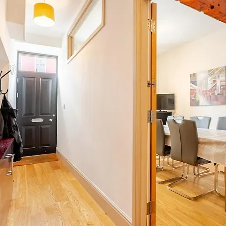 4 Bedroom House, Casa de Férias *